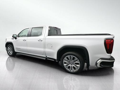 White Frost Tricoat 2022 GMC Sierra 1500 Denali