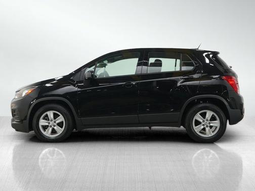 Mosaic Black Metallic 2020 Chevrolet Trax LS