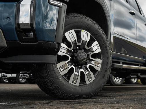 2025 GMC Sierra 3500 Denali
