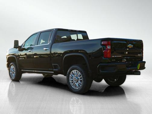 2022 Chevrolet Silverado 2500 High Country