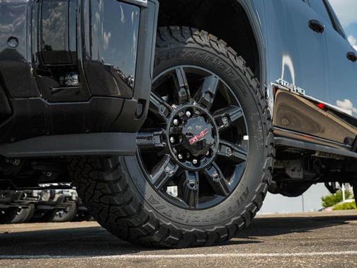 2025 GMC Sierra 3500 AT4