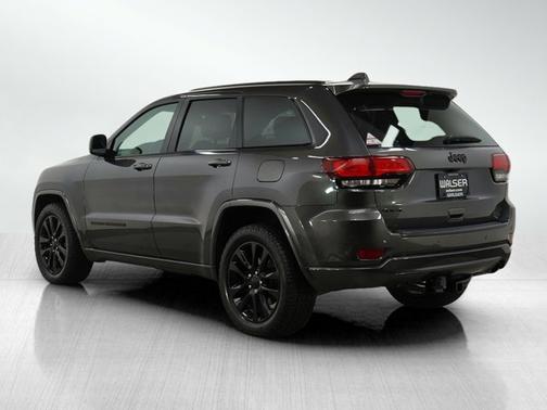2017 Jeep Grand Cherokee Altitude