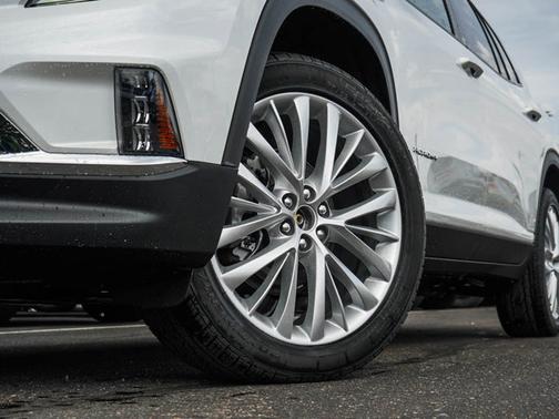 2025 GMC Acadia AWD Elevation