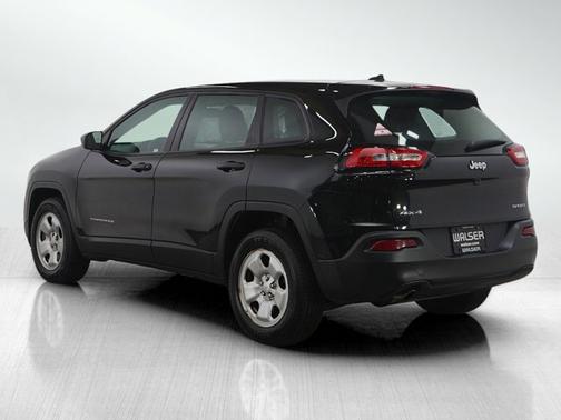 2015 Jeep Cherokee Sport