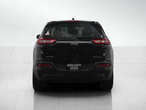 2015 Jeep Cherokee Sport