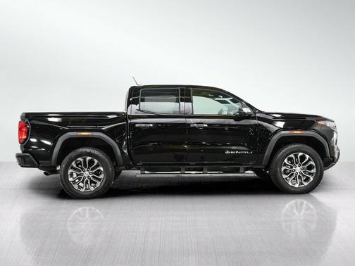 Onyx Black 2024 GMC Canyon 4WD Denali