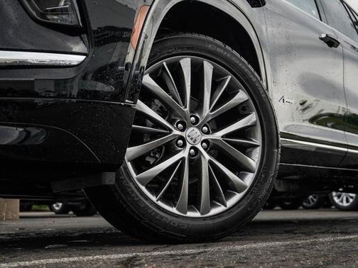 2025 Buick Enclave Avenir