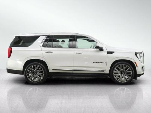 White Frost Tricoat 2025 GMC Yukon Denali Ultimate
