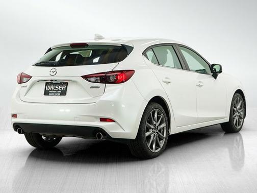 Snowflake White Pearl Mica 2018 Mazda Mazda3 Touring
