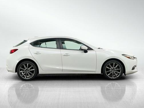 Snowflake White Pearl Mica 2018 Mazda Mazda3 Touring