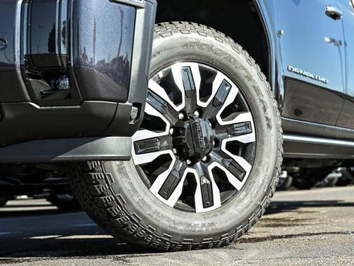 2026 GMC Sierra 3500 Denali