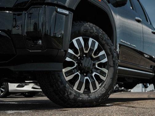 Onyx Black 2026 GMC Sierra 3500 Denali