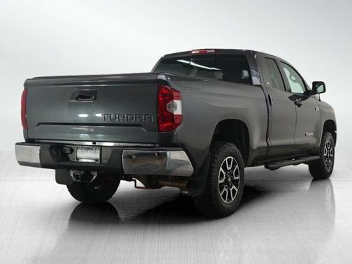 2016 Toyota Tundra SR5