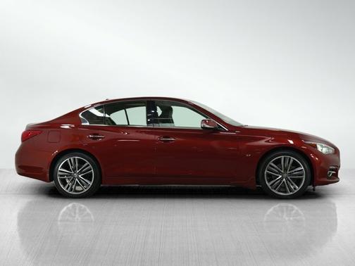 2015 INFINITI Q50 Premium