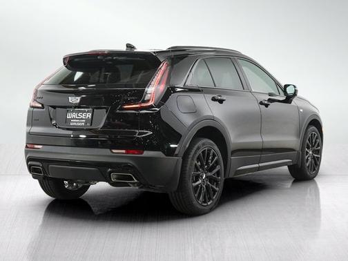 Stellar Black Metallic 2022 Cadillac XT4 AWD Sport