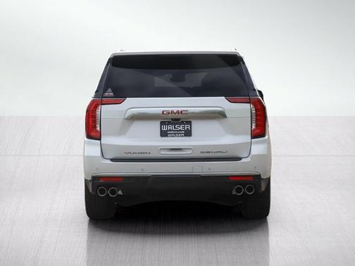 White Frost Tricoat 2023 GMC Yukon Denali