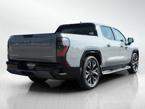 2024 GMC Sierra EV Denali Edition 1