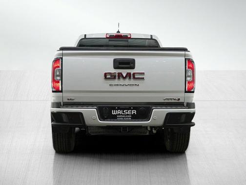 2022 GMC Canyon 4WD AT4 w/Leather