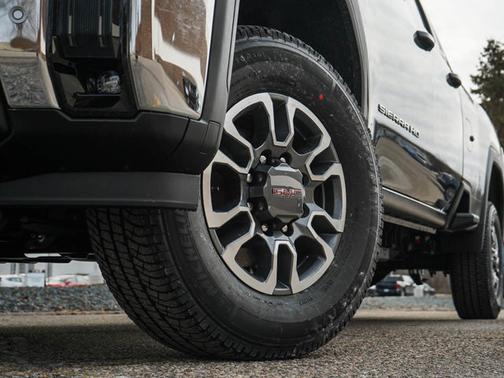 2025 GMC Sierra 3500 SLE
