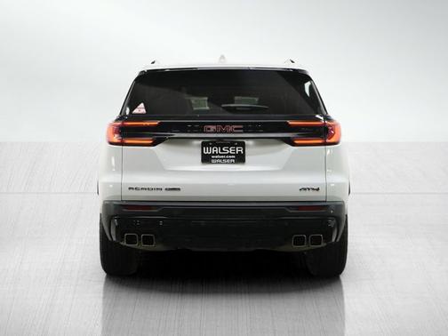 Summit White 2025 GMC Acadia AWD AT4