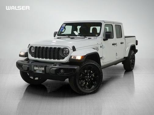 Bright White Clearcoat 2025 Jeep Gladiator Nighthawk