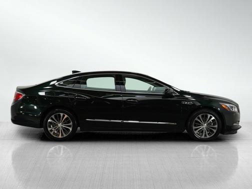 2017 Buick LaCrosse Essence