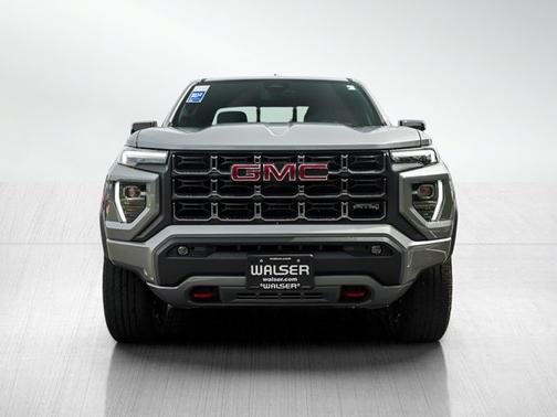 2025 GMC Canyon 4WD AT4