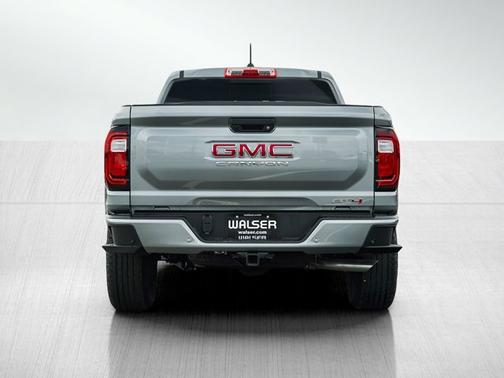 2025 GMC Canyon 4WD AT4