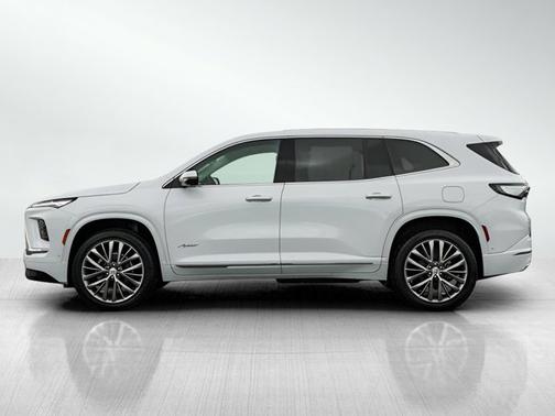 Iridescent White Tricoat 2026 Buick Enclave Avenir