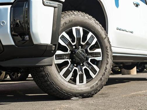 2026 GMC Sierra 3500 Denali