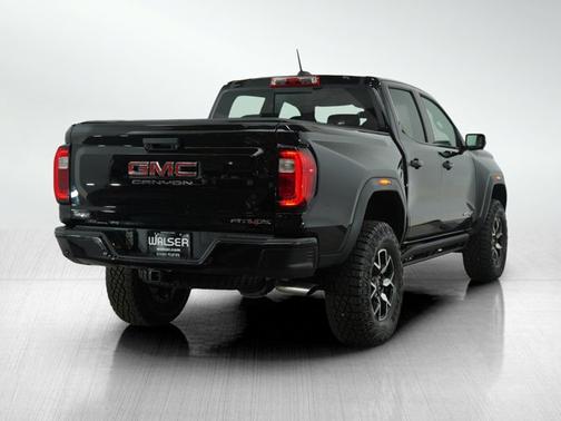 2024 GMC Canyon 4WD AT4X
