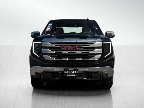 Onyx Black 2026 GMC Sierra 1500 SLE
