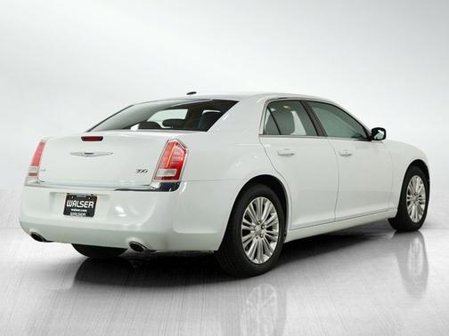 2014 Chrysler 300 Base