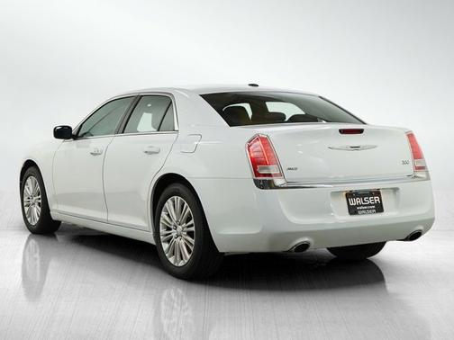 2014 Chrysler 300 Base