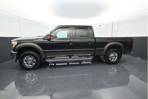 Green 2016 Ford F-250 Lariat