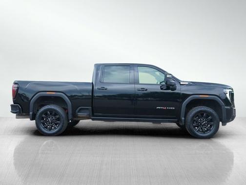 2024 GMC Sierra 2500 AT4
