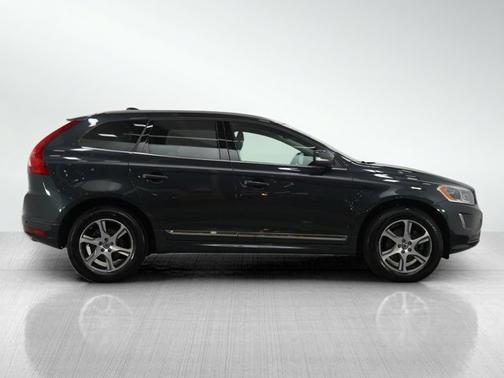 2015 Volvo XC60 T6 Platinum