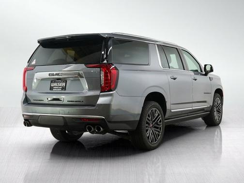 Satin Steel Metallic 2022 GMC Yukon XL Denali