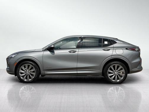 Moonstone Gray Metallic 2026 Buick Envista Avenir