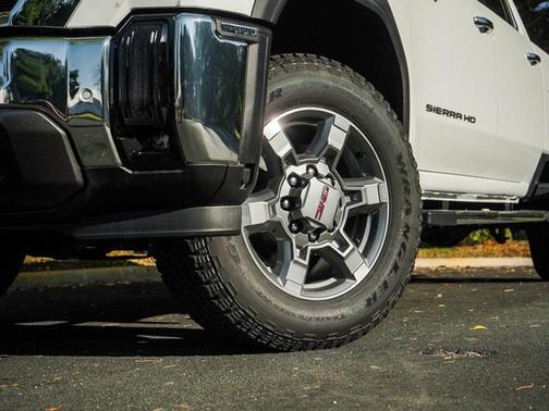 2026 GMC Sierra 3500 SLT