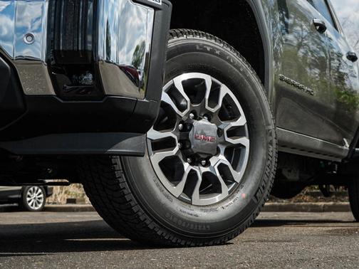 2025 GMC Sierra 3500 SLE