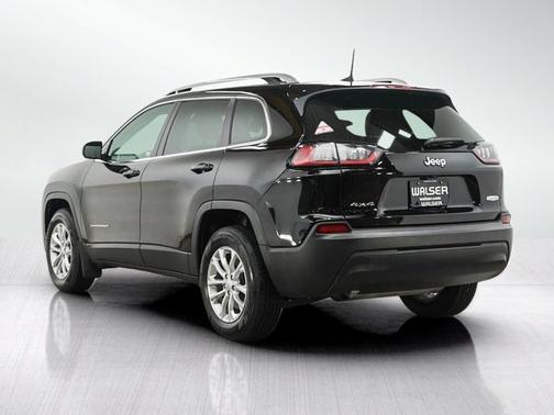 Diamond Black Crystal Pearlcoat 2019 Jeep Cherokee Latitude