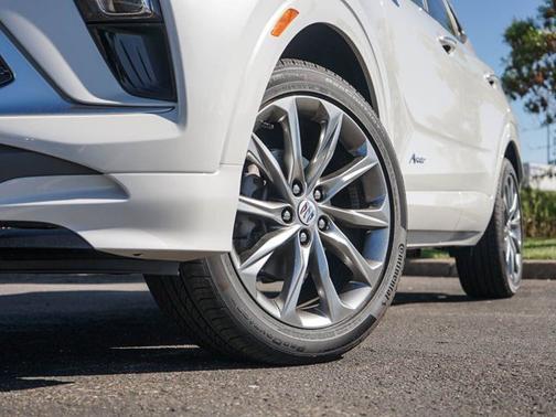 White Frost Tricoat 2026 Buick Encore GX Avenir