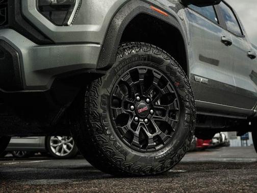 Sterling Metallic 2026 GMC Canyon 4WD Elevation