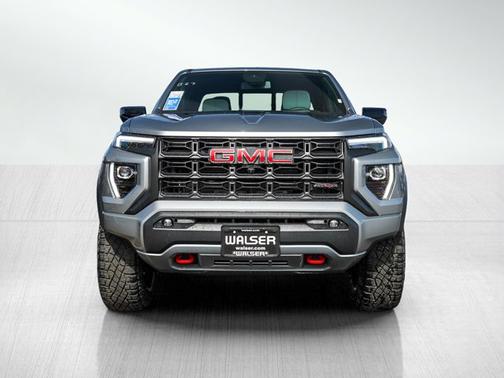 2025 GMC Canyon 4WD AT4