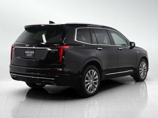 2022 Cadillac XT6 Premium Luxury