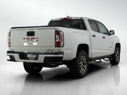 2022 GMC Canyon 4WD AT4 w/Leather