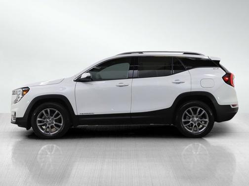 Summit White 2024 GMC Terrain SLT