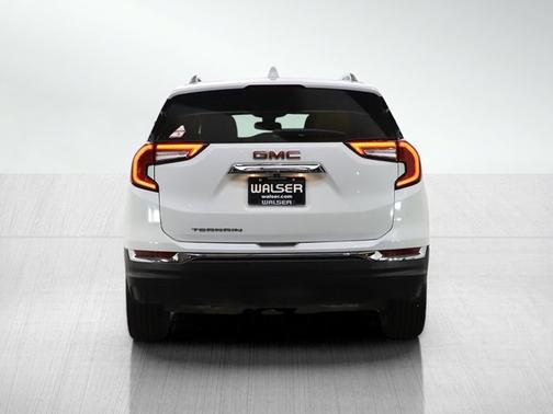 Summit White 2024 GMC Terrain SLT