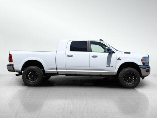 Bright White Clearcoat 2019 RAM 2500 Laramie